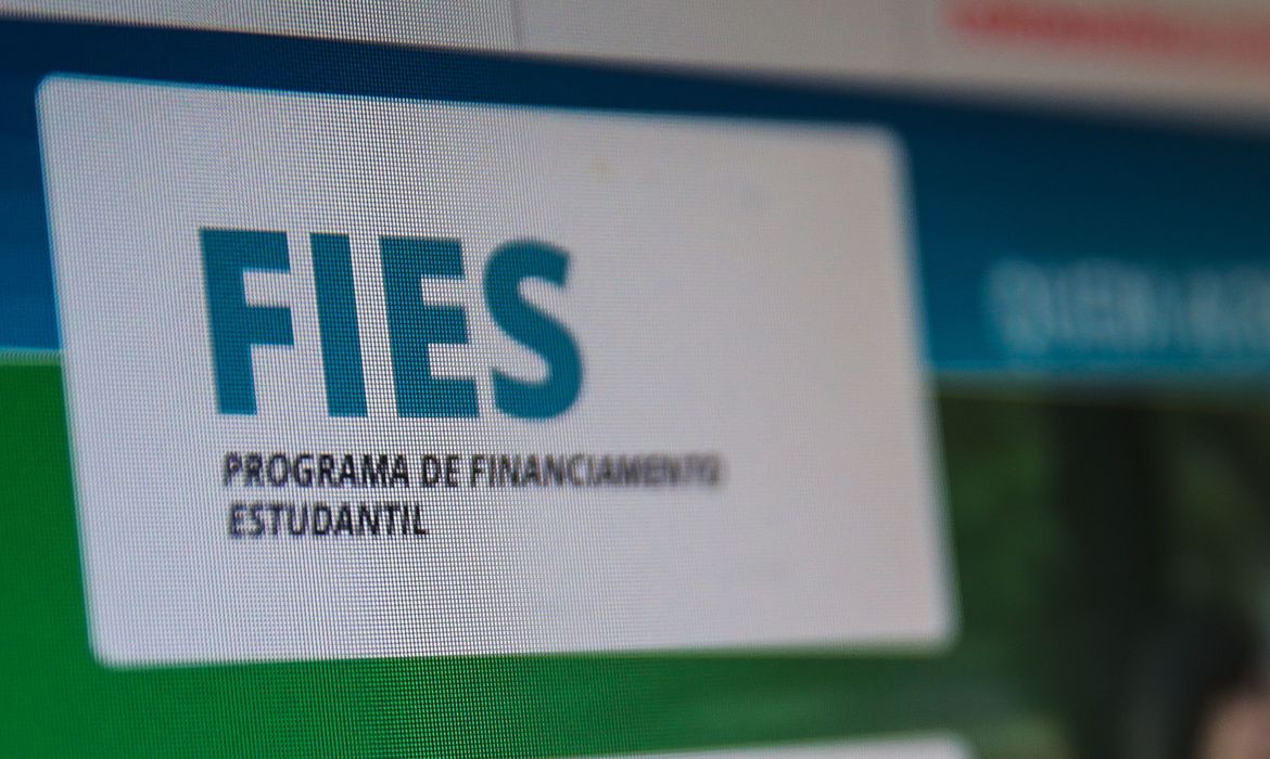 Fies: termina hoje prazo para complementa&ccedil;&atilde;o de dados de inscri&ccedil;&atilde;o -  Ag&ecirc;ncia NE9