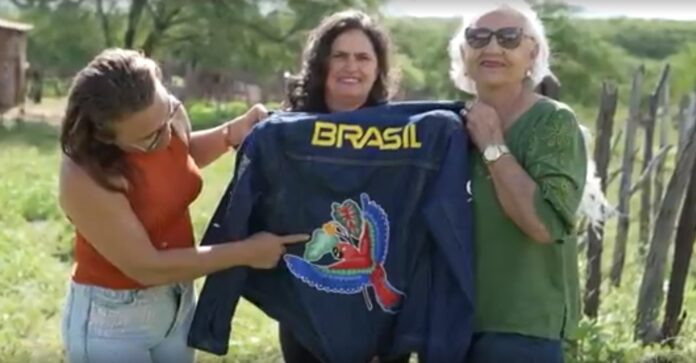 bordadeiras exibem uniforme do Brasil nas Olimpíadas