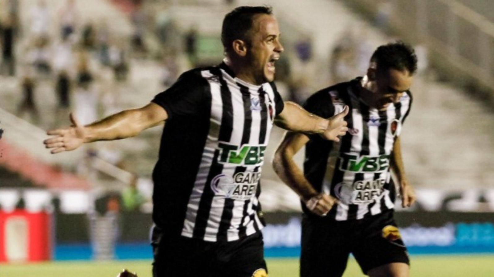 Botafogo-PB goleia o Bahia